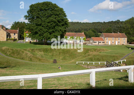 Traditionelle Häuser, Hutton-le-Hole, North York Moors, Yorkshire, England, UK Stockfoto