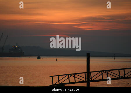 Sonnenuntergang am Burnham auf Crouch in Essex Stockfoto