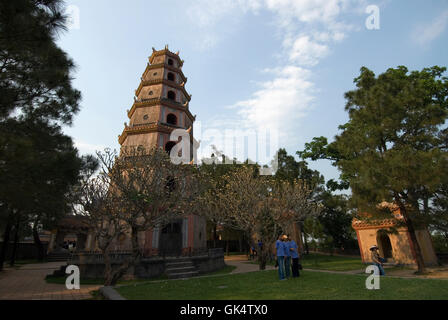 26. März 2007, Hue, Vietnam---Touristen Thein Mu Pagode---Bild von Jeremy Horner © Stockfoto