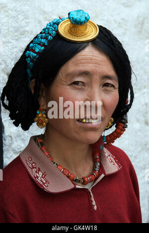 18. August 2007, Lhasa, Tibet, China---Pilger im Potala-Palast---Bild von Jeremy Horner © Stockfoto