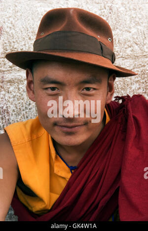 18. August 2007, Lhasa, Tibet, China---Mönch am Jokhang Tempel---Bild von Jeremy Horner © Stockfoto