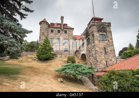 Sänger-Burg auf dunkel Island in den St.-Lorenz-Strom Stockfoto