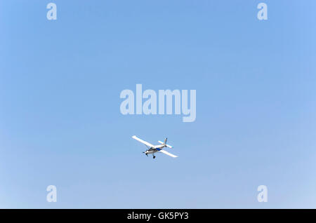 Kleines Flugzeug Pilatus PC-6/B2-H4 Turbo Porter, Castellon De La Plana Flugplatz landen. Stockfoto