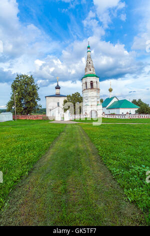 Kirche von Boris und Gleb in Kideksha (1152), Susdal Stockfoto