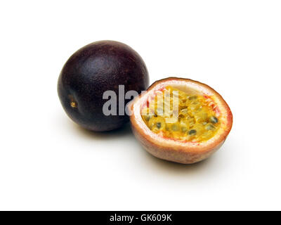 Passionsfrucht (Passiflora Edulis) Stockfoto