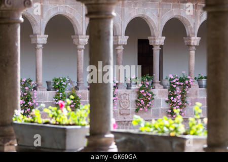 Cusco, Peru - 14 Mai: Innenarchitektur und Detail der Templo de Santo Domingo in Cusco. 14. Mai 2016, Cusco Peru. Stockfoto