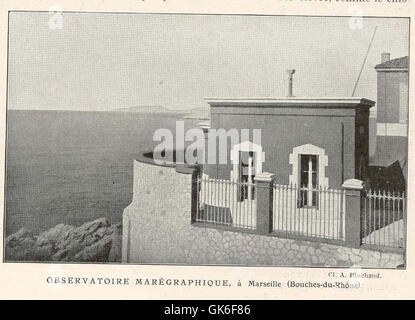 Dieses Bild zeigt das Mareographische Observatorium in Marseille im französischen Département Bouches-du-Rhône. Die Beobachtungsstelle konzentriert sich auf die Überwachung von Meeresspiegelveränderungen und Gezeitenbewegungen entlang der Mittelmeerküste. Stockfoto