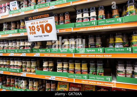 Miami Florida, Coral Way, große Lose, Shopping Shopper Shopper Shop Geschäfte Markt Märkte Markt Kauf Verkauf, Einzelhandel Geschäfte Business businesse Stockfoto