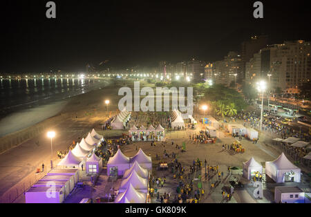 Rio De Janeiro, Brasilien. 17. August 2016. Der Strand von Copacabana in den Rio Olympischen Spielen 2016 in Rio De Janeiro, Brasilien, 17. August 2016. Foto: Soeren Stache/Dpa/Alamy Live News Stockfoto