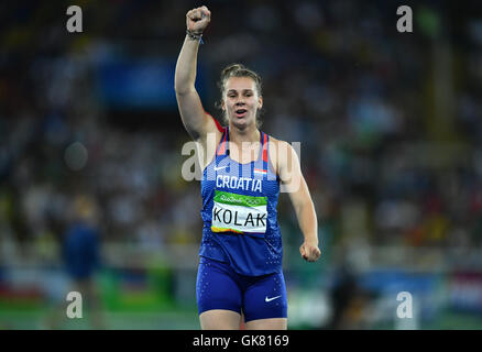 Rio De Janeiro, Brasilien. 18. August 2016. Sara Kolak Kroatiens feiert nach dem Sieg der Frauen Speer werfen Finale der Olympischen Spiele 2016 Athletic, Leichtathletik-Veranstaltungen im Olympiastadion während der Rio Olympischen Spiele 2016 in Rio De Janeiro, Brasilien, 18. August 2016. Foto: Lukas Schulze/Dpa/Alamy Live News Stockfoto