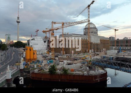 Berlin, Deutschland. 18. August 2016. Das Berliner Schloss-Baustelle in Berlin, Deutschland, 18. August 2016. Foto: Maurizio Gambarini/Dpa/Alamy Live News Stockfoto