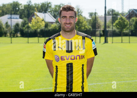 Deutsche Bundesliga - Saison 2016/17 - Fototermin Borussia Dortmund am 17. August 2016 in Dortmund, Deutschland: Sokratis. Foto: Guido Kirchner/Dpa | weltweite Nutzung Stockfoto