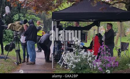 Akteure zu besuchen die Beerdigung von Peggy Mitchell, gespielt von Dame Barbara Windsor, am Set von Eastenders wo: Vereinigtes Königreich wenn: 11. Mai 2016 Stockfoto