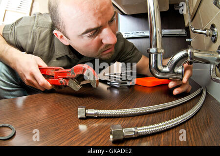 Klempner Handwerker zu beheben Stockfoto