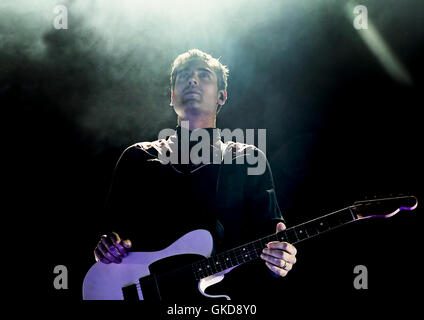 Erforming bei Manchester Arena Featuring kaputt: Busted, Charlie Simpson wo: Manchester, Vereinigtes Königreich bei: 21. Mai 2016 Stockfoto