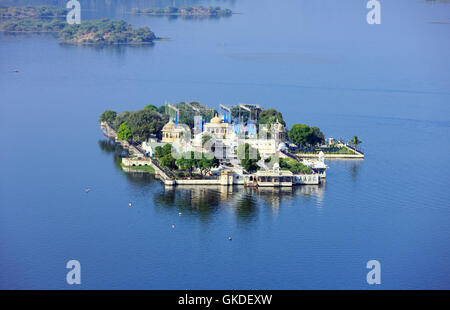 Blaue Reise-Gebäude Stockfoto