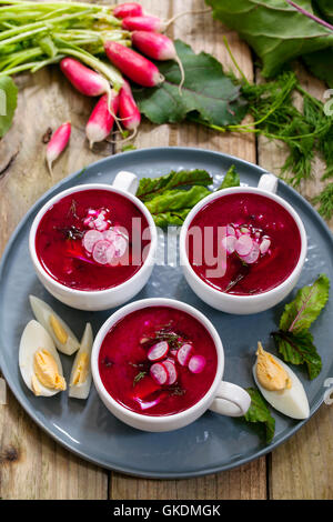 Traditionelle polnische Rote Bete Suppe Stockfoto