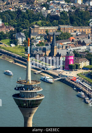 Luftaufnahme, Fernsehturm vor der Altstadt, Rhein, maritime Museum in der Burg Turm, Burgplatz, Düsseldorf, Rhein Stockfoto