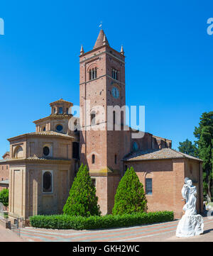 Die Abtei von Monte Oliveto Maggiore, ein Benediktinerkloster befindet sich in der Toskana, Italien. Stockfoto