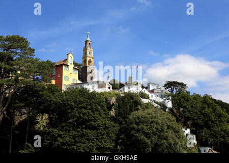 Die erstaunliche "Italienischen" Dorf von Portmeirion bekannt als Kulisse für die berühmten TV-Serie "The Prisoner". Stockfoto