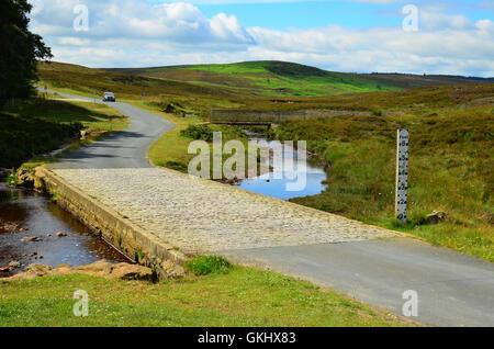 Wheeldale Straße Ford überqueren Rutmoor Beck außerhalb Pickering North Yorkshire England UK Stockfoto