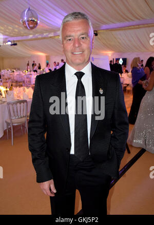 Besondere Gäste besuchen die Motor Sport Awards Dinner im The Royal Automobile Club Woodcote Park, Epsom mit: Derek Warwick wo: Epsom, Großbritannien: 31. Mai 2016 Stockfoto