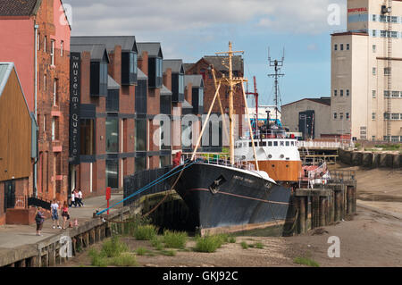 Das Museumsquartier mit alten Fischkutter Arktis Corsair, Kingston upon Hull, Yorkshire, England, UK Stockfoto