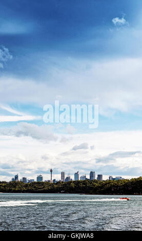 zentralen Sydney CBD urban Skyline der Stadt in Australien aus dem Wasser genommen von der manly Fähre Stockfoto