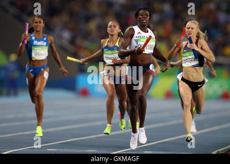 Großbritanniens Christine Ohuruogu während der 4x400m Damenstaffel Finale im Olympiastadion am fünfzehnten Tag der Olympischen Spiele in Rio, Brasilien. Stockfoto