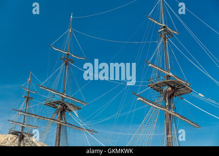 Masten der alten hölzernen Galeone, Alicante, Spanien Stockfoto