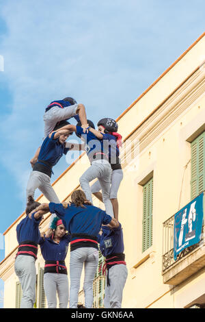 Ein Castell-Wettbewerb während der Festa de Gracia, Barcelona Stockfoto