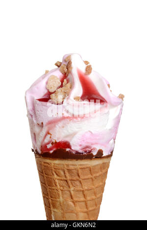 Closeup-Erdbeer-Eiscreme-Kegel Stockfoto