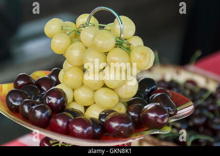 Fest der Kirschenfrucht in Kjustendil, Rechnungsvorlage, ihre Produktion rohem Obst, Bulgarien Stockfoto