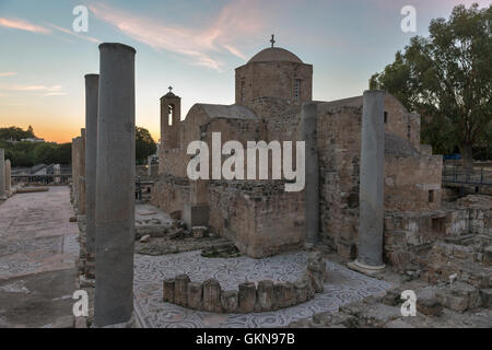 Kyriaki Kirche und antike Überreste in Paphos Zypern. Early Christian Basilica Hof in Kato Paphos. Stockfoto