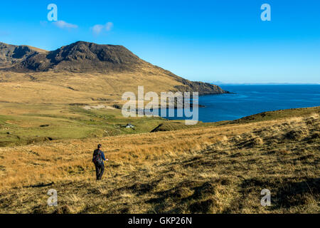 Ruinsival in Rum Cuillin Berge und Harris Bay über Glen Harris, Isle of Rum, Scotland, UK Stockfoto