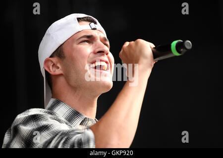 Wantagh, NY, USA. 21. August 2016. TimeFlies Handball live in der Billboard Hot 100 Musikfestival 2016 bei Nikon am Jones Beach Theater am 21. August 2016 in Wantagh, New York. Bildnachweis: Diego Corredor/Medien Punch/Alamy Live-Nachrichten Stockfoto