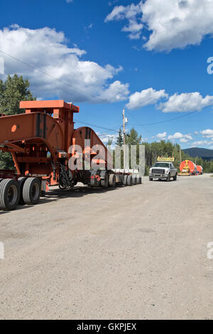 Wind Turbine Turm Portionen "GE" En transport.street Stockfoto