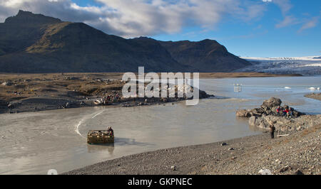Schaf-Round-Up, Breidarmerkurjokull-Gletscher im Hintergrund, Ost-Island Stockfoto