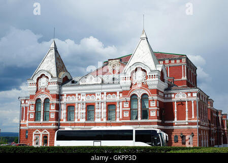 Samara, Russland - Juni 25,2016, schöne Gebäude des Theaters in Samara Stadt Stockfoto