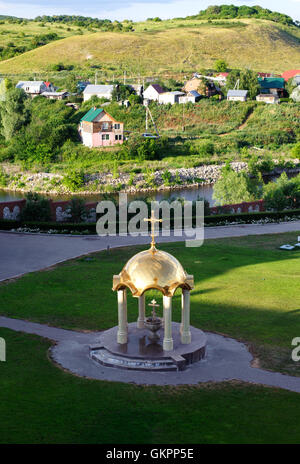 Vinnovka, Russland - 25. Juni 2016. Zeichen-Svyato-Bogorodicky-Kloster, Russland Stockfoto