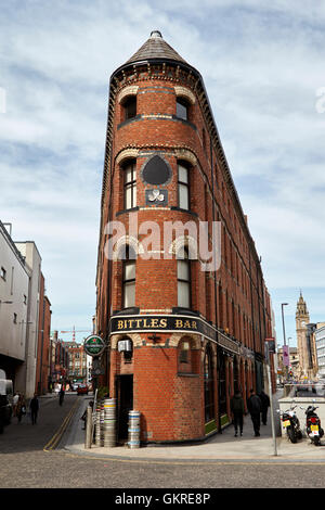 gebisslose bar Bügeleisen Gebäude Belfast Stadtzentrum Stockfoto