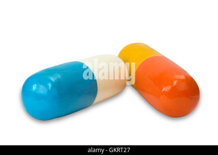 Zwei Pillen isoliert auf weißem Hintergrund Stockfoto