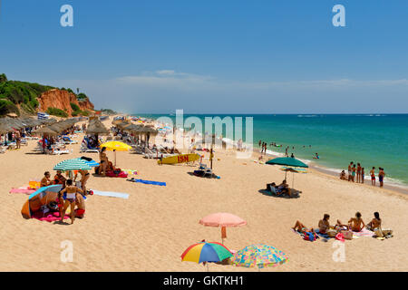 Vale Lobo Strand im Sommer, die Algarve, Portugal Stockfoto