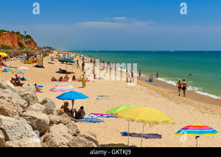 Vale Lobo Strand im Sommer, die Algarve, Portugal Stockfoto