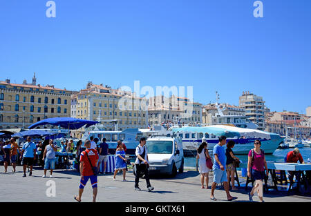 Fische Markt am Vieux Port Marseille Bouches-du-Rhone Frankreich Stockfoto