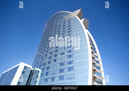 W Hotel in Barcelona direkt am Meer. Im Volksmund bekannt als das Hotel Vela (Segel-Hotel). Stockfoto