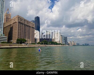 Skyline von Chicago vom Lake Michigan Stockfoto