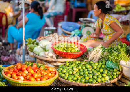 Obst und Gemüse Marktstand Stockfoto