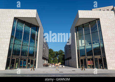 Neu entwickelte Kulturviertel, Arts Viertelquadrat Guildhall, Southampton, Hampshire, England, UK Stockfoto