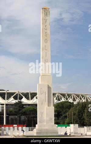 Mussolini-Obelisk in Rom, Italien Stockfoto